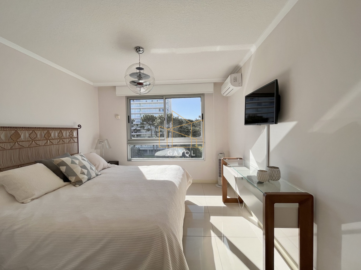 Apartamento ID.851 - Apartamento alquiler anual Punta del este 3 dormitorios más dependencia Aidy grill