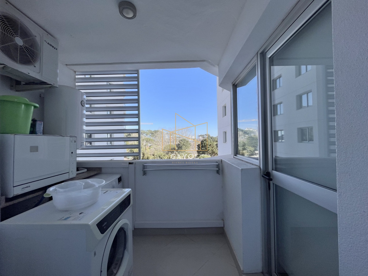 Apartamento ID.851 - Apartamento alquiler anual Punta del este 3 dormitorios más dependencia Aidy grill