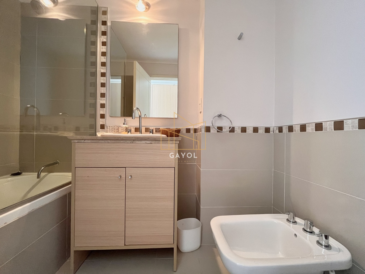 Apartamento ID.851 - Apartamento alquiler anual Punta del este 3 dormitorios más dependencia Aidy grill