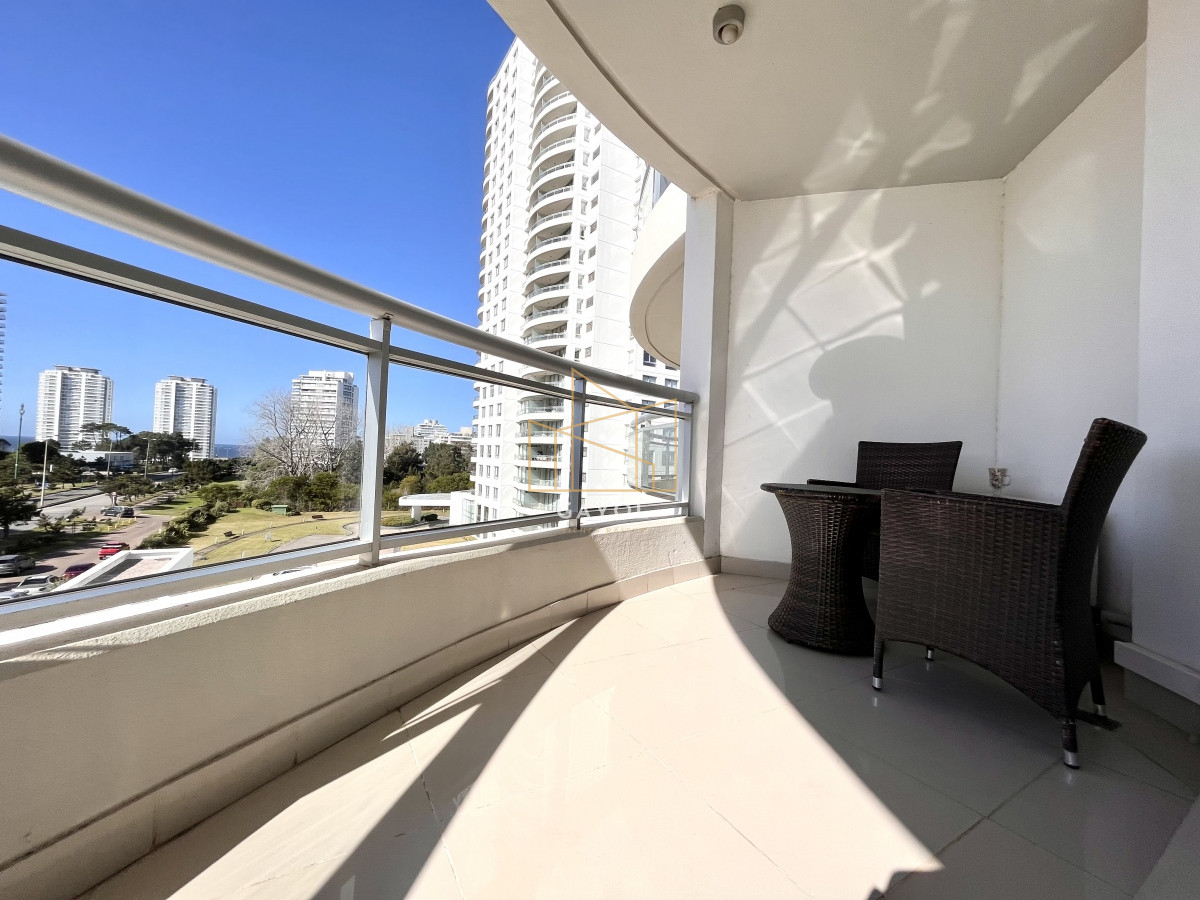 Apartamento ID.851 - Apartamento alquiler anual Punta del este 3 dormitorios más dependencia Aidy grill