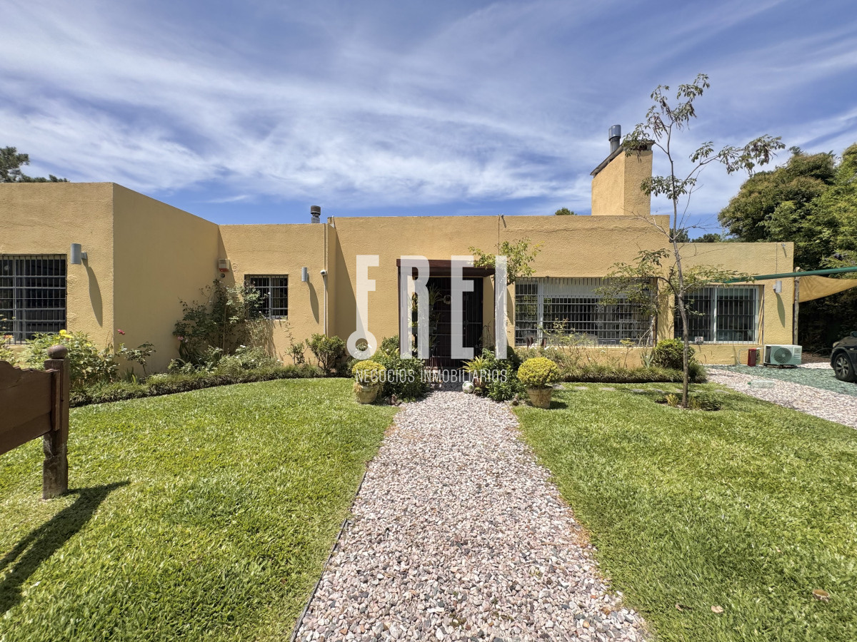 Casa ID.202 - Casa en venta Rincón del Indio Punta del Este 4 dormitorios