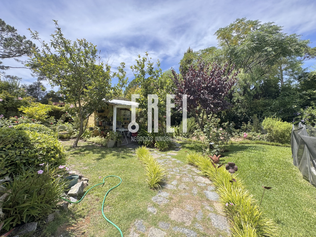 Casa ID.202 - Casa en venta Rincón del Indio Punta del Este 4 dormitorios