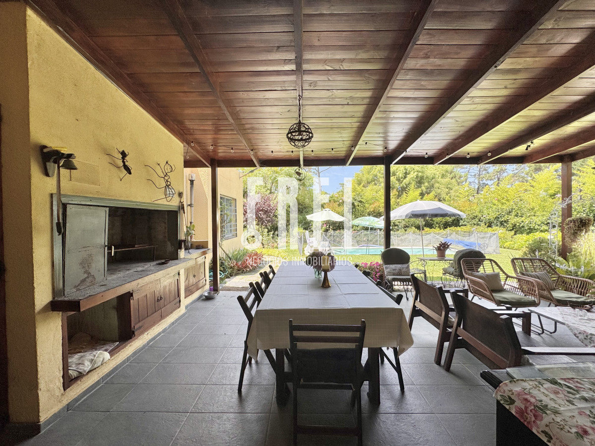 Casa ID.202 - Casa en venta Rincón del Indio Punta del Este 4 dormitorios