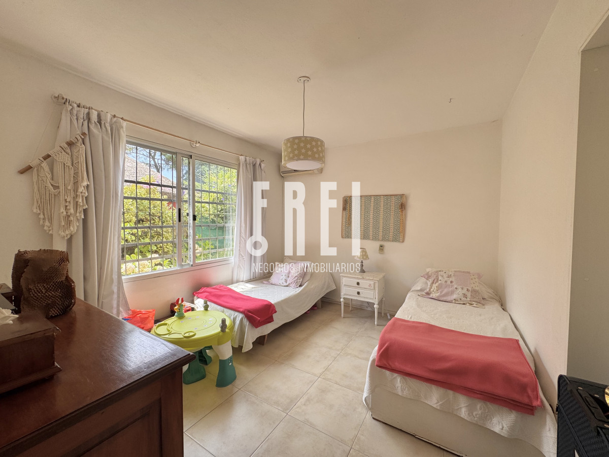 Casa ID.202 - Casa en venta Rincón del Indio Punta del Este 4 dormitorios