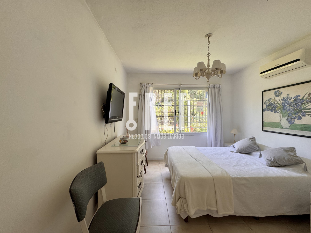 Casa ID.202 - Casa en venta Rincón del Indio Punta del Este 4 dormitorios