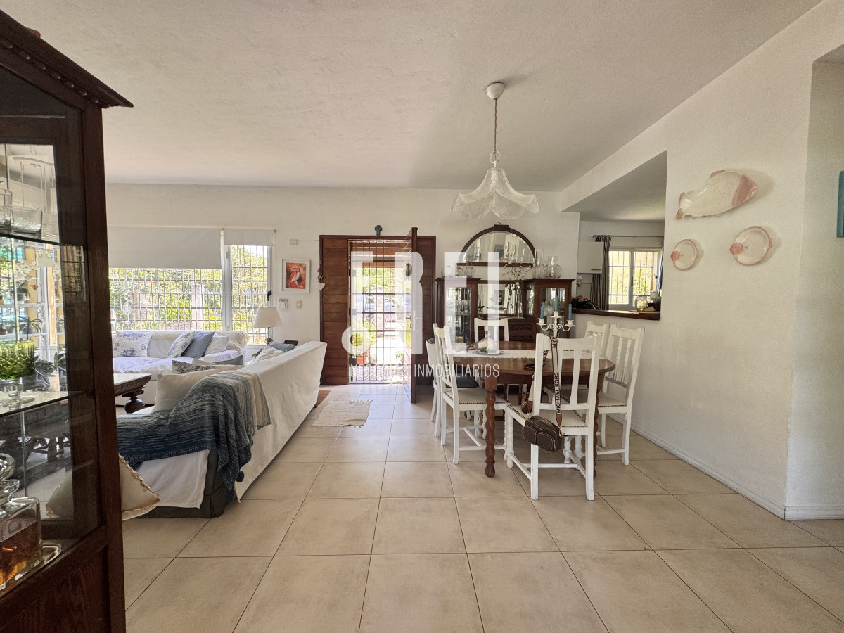 Casa ID.202 - Casa en venta Rincón del Indio Punta del Este 4 dormitorios