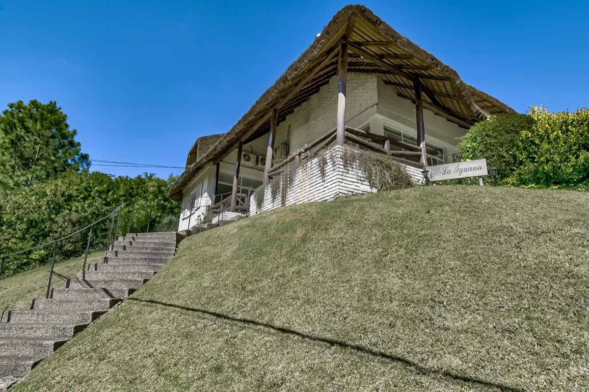 Casa ID.414 - Casa en venta Jardines de Córdoba Punta del Este