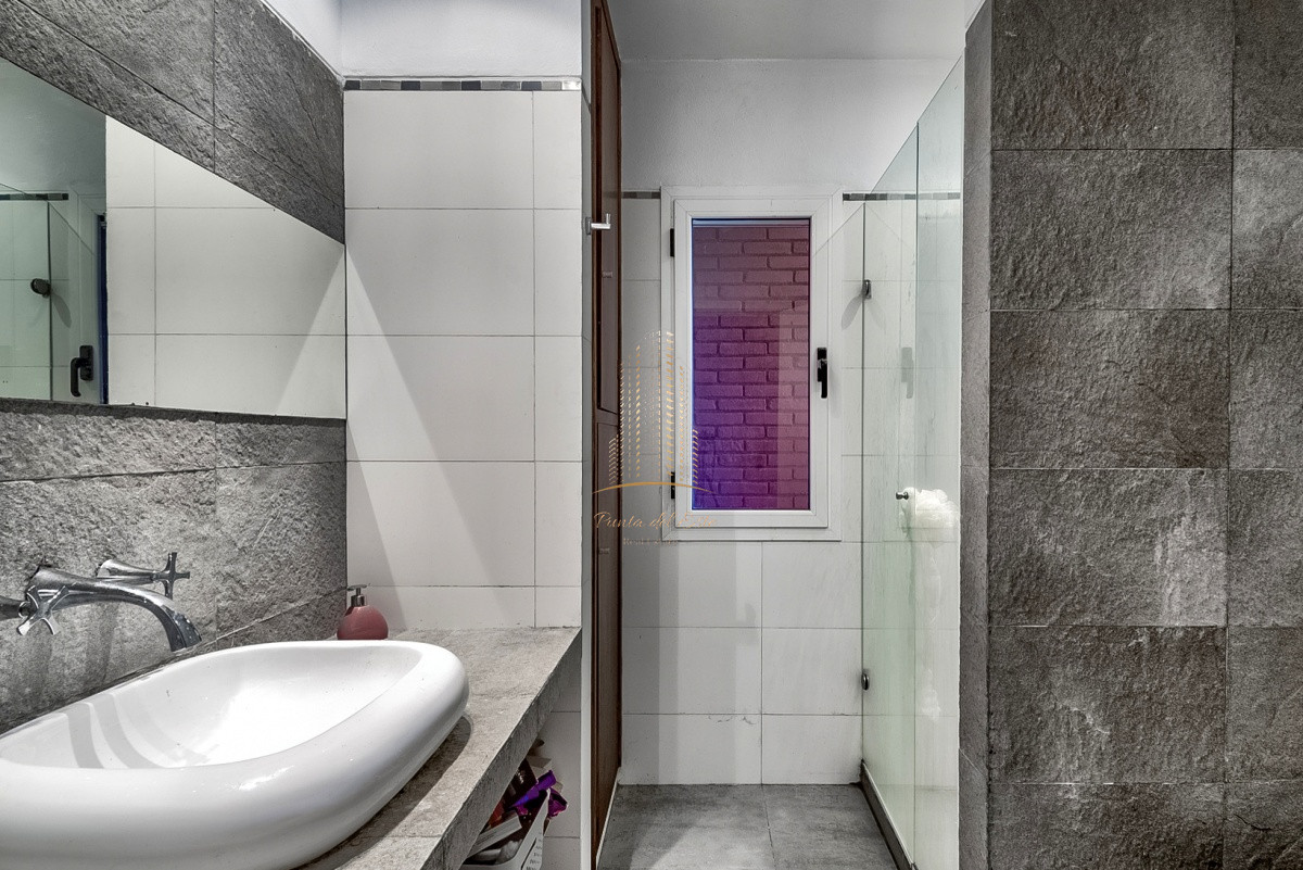 Casa ID.414 - Casa en venta Jardines de Córdoba Punta del Este