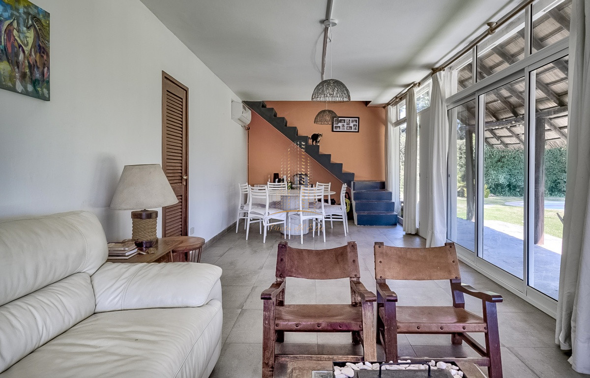 Casa ID.414 - Casa en venta Jardines de Córdoba Punta del Este