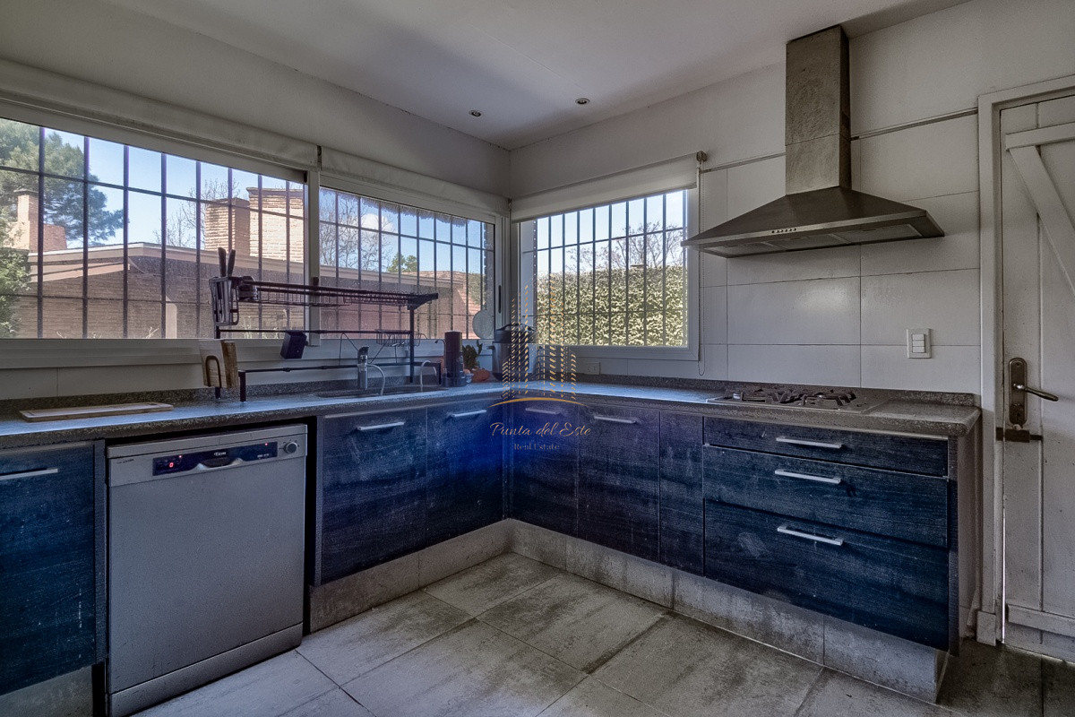 Casa ID.414 - Casa en venta Jardines de Córdoba Punta del Este