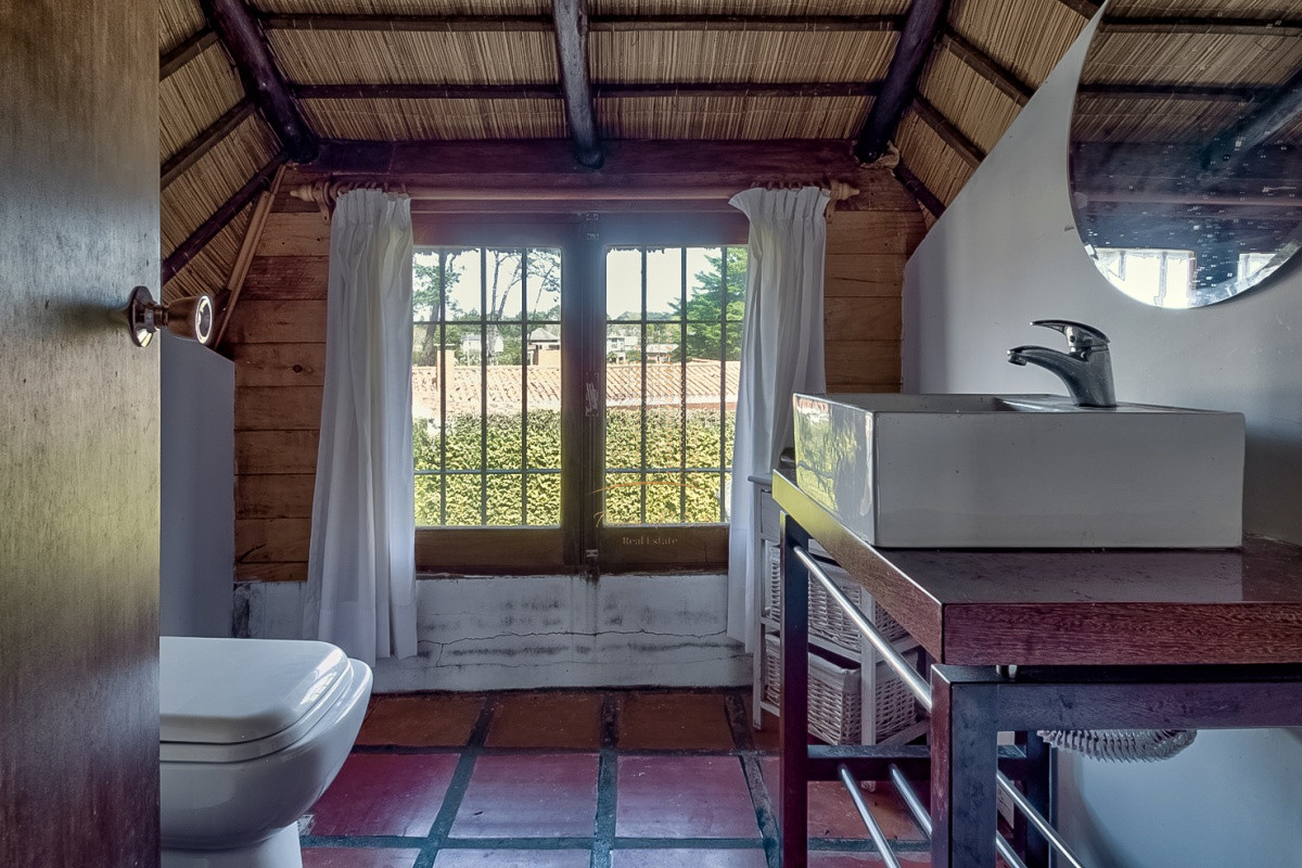 Casa ID.414 - Casa en venta Jardines de Córdoba Punta del Este