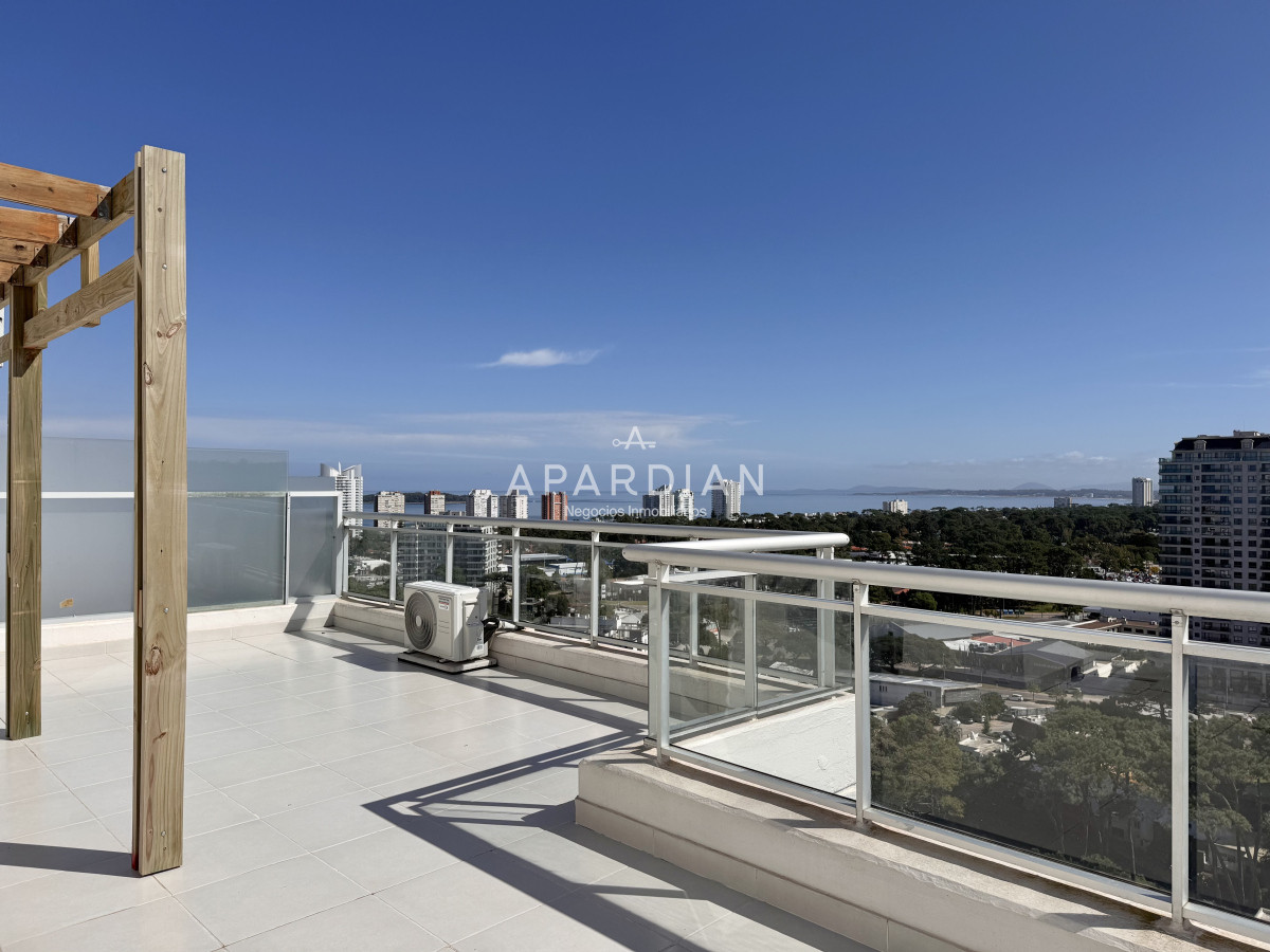 Apartamento ID.21099169 - Apartamento penthouse en venta Punta del Este, Ocean Drive Aidy grill