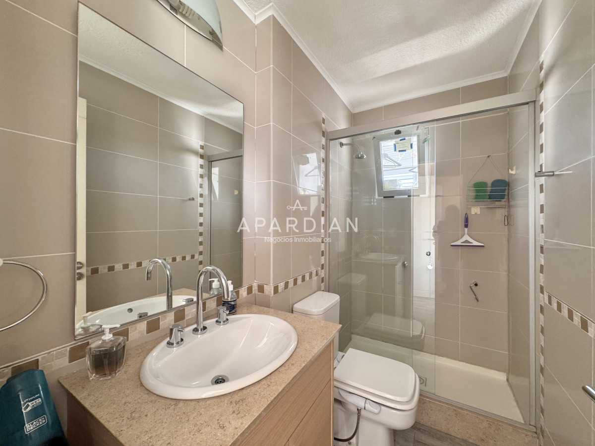 Apartamento ID.21099169 - Apartamento penthouse en venta Punta del Este, Ocean Drive Aidy grill