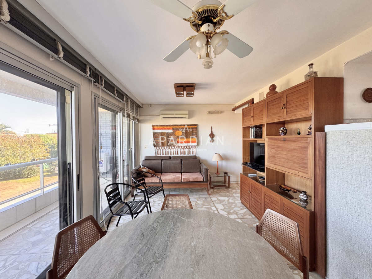 Apartamento ID.21097936 - Apartamento alquiler anual Punta del Este Playa Mansa