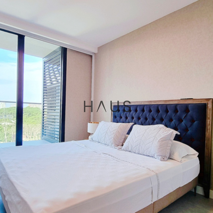 Apartamento ID.335 -  Tu Refugio en la Mansa: Elegancia y Confort a Pasos del Mar