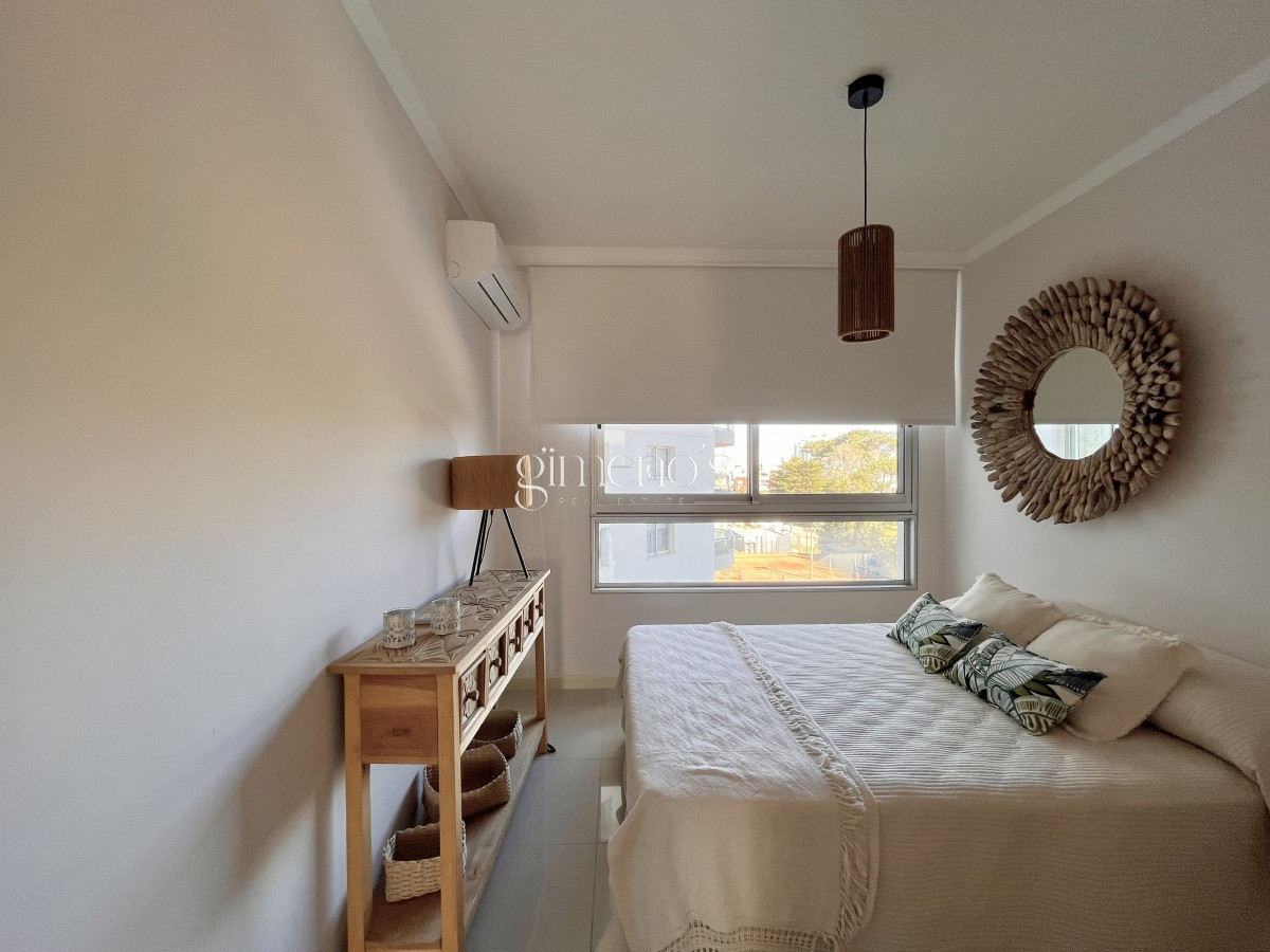 Apartamento ID.790 - Apartamento alquiler anual Punta del este 3 dormitorios más dependencia Aidy grill