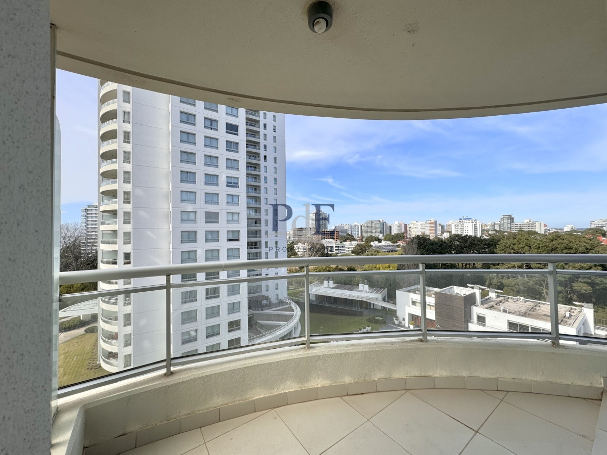 Apartamento en venta Ocean Drive Aidy Grill Punta del Este 3 dormitorios