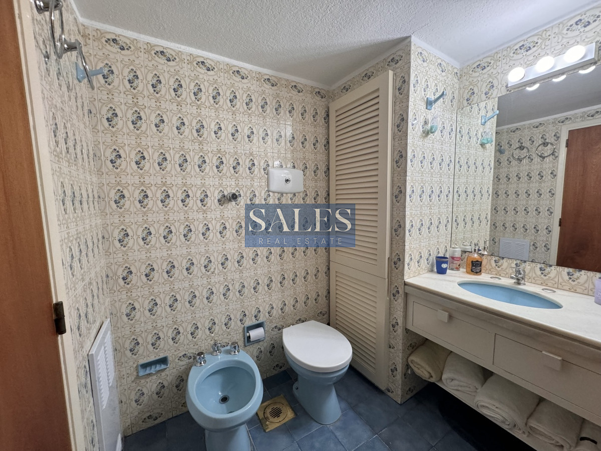 Apartamento ID.470 - Apartamento en venta peninsula Punta del Este