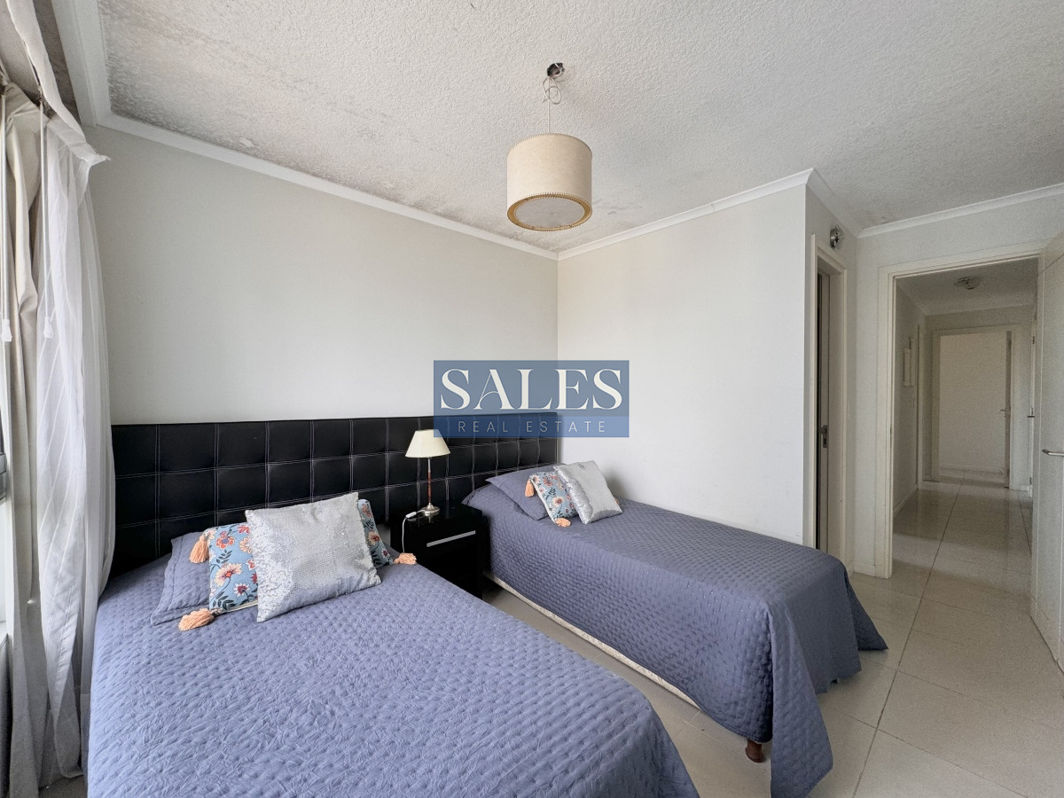 Apartamento ID.608 - Apartamento en venta Ocean Drive Aidy Grill Punta del Este 3 dormitorios