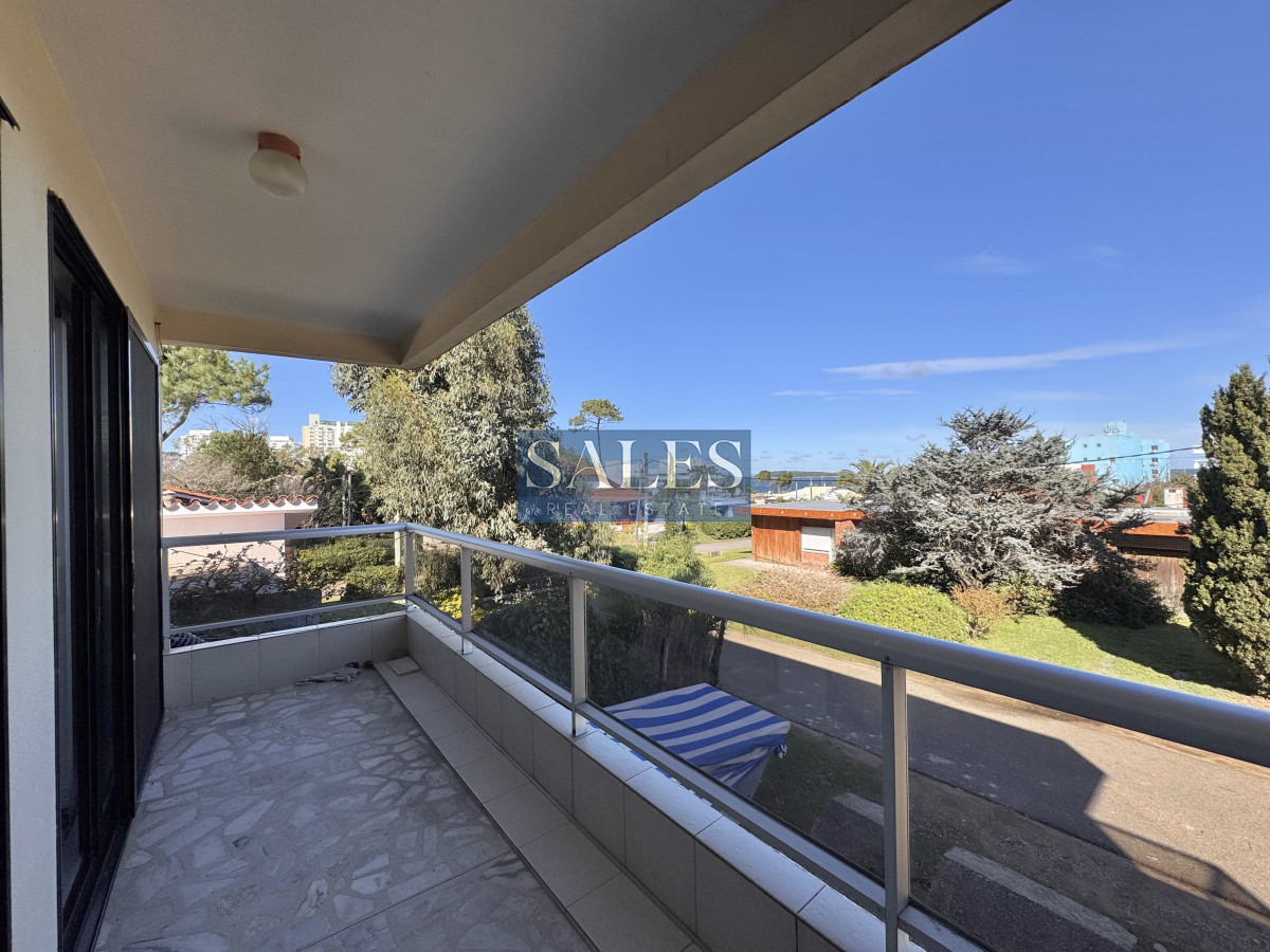 Apartamento ID.1352 - Apartamento alquiler anual Punta del Este Playa Mansa