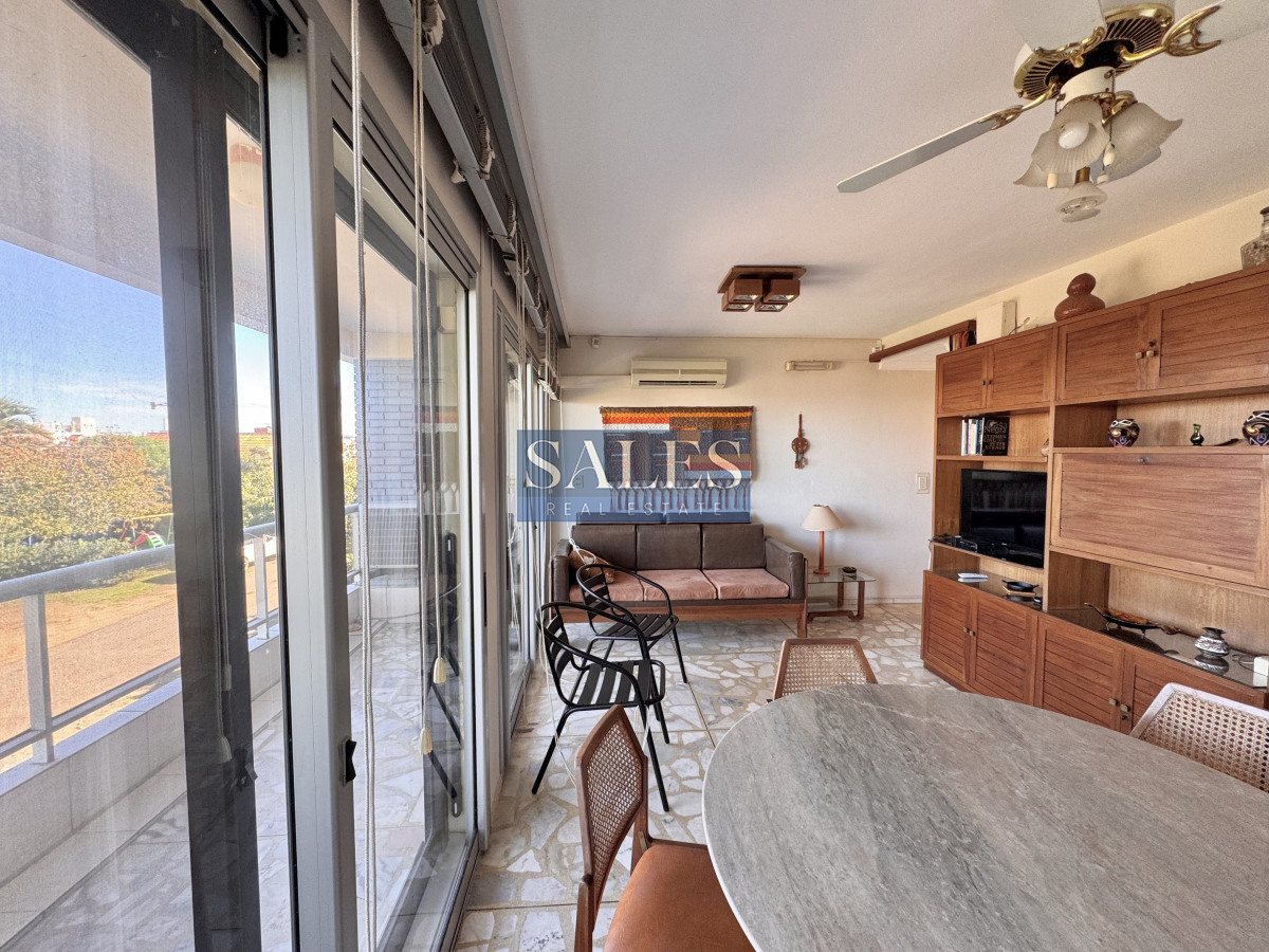 Apartamento ID.1352 - Apartamento alquiler anual Punta del Este Playa Mansa