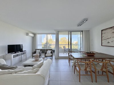 Apartamento en venta 2 dormitorios Aidy Grill Punta del Este Ocean Drive