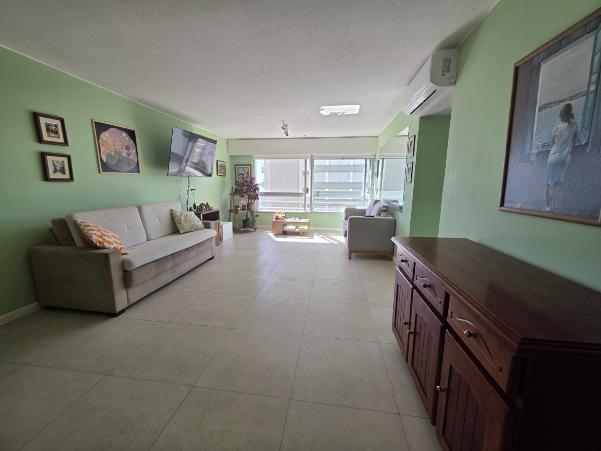 VENTA APARTAMENTO EN PENINSULA REMODELADO 