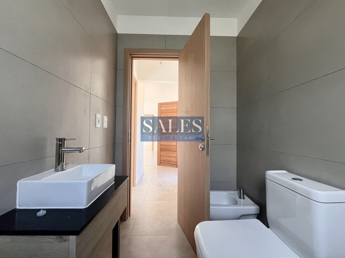 Casa ID.168 - Casas en venta en Chihuahua, Punta Ballena, a pasos mar.