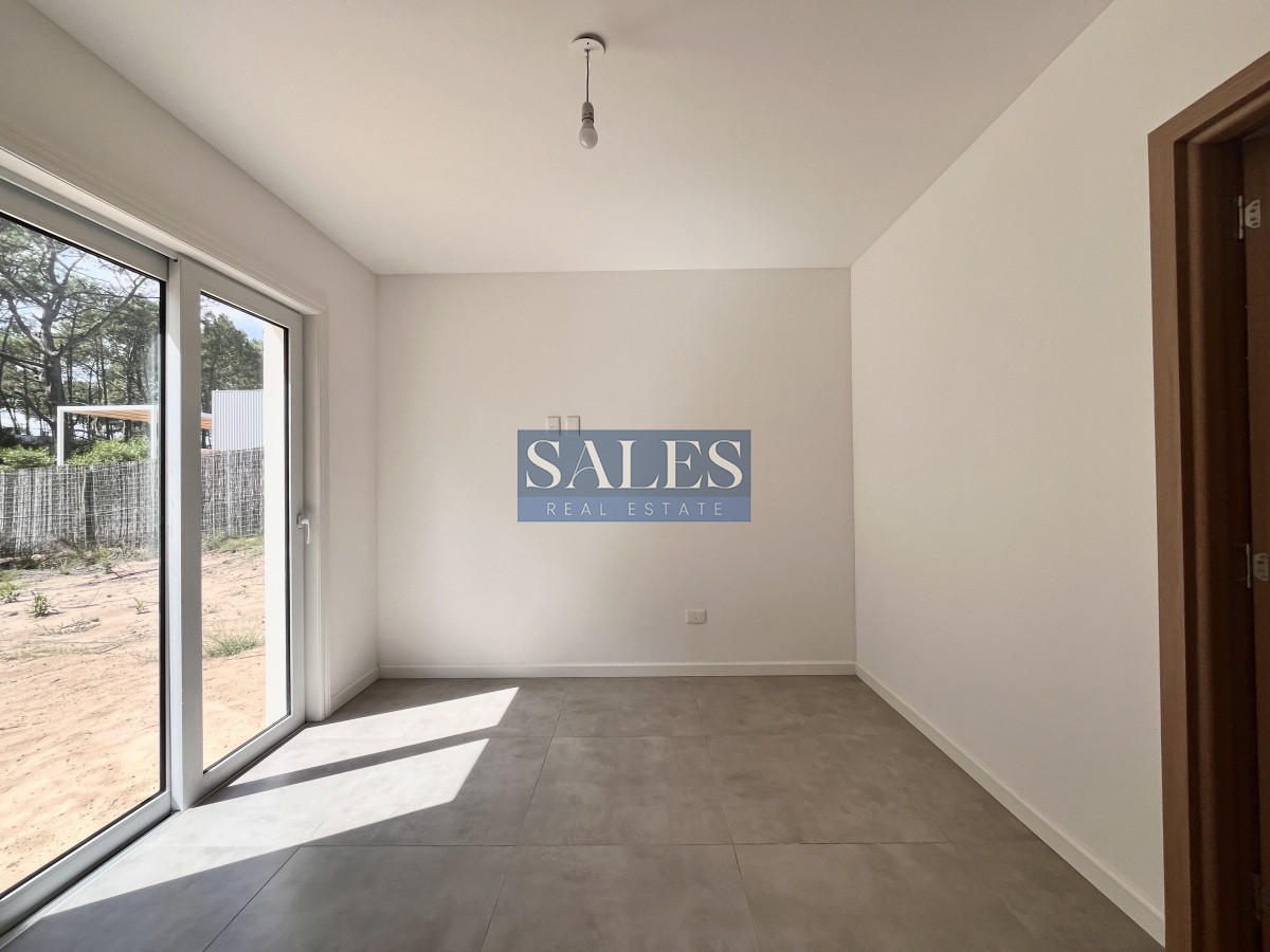 Casa ID.168 - Casas en venta en Chihuahua, Punta Ballena, a pasos mar.
