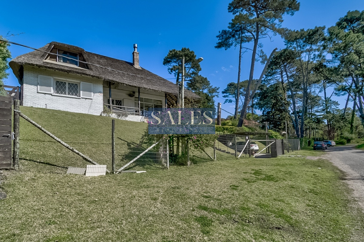 Casa ID.2 - Casa en venta Jardines de Córdoba Punta del Este