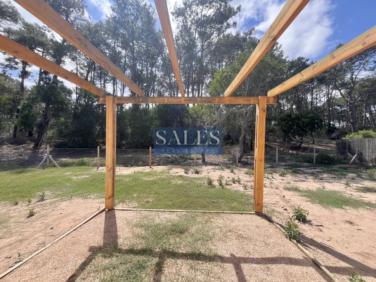 Casa ID.168 - Casas en venta en Chihuahua, Punta Ballena, a pasos mar.