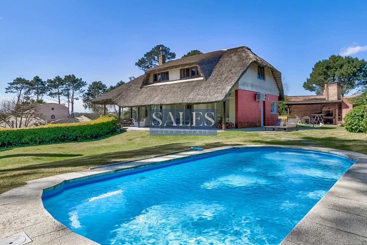 Casa ID.2 - Casa en venta Jardines de Córdoba Punta del Este