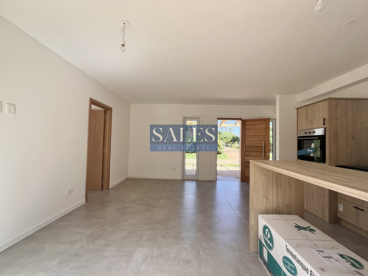 Casa ID.168 - Casas en venta en Chihuahua, Punta Ballena, a pasos mar.