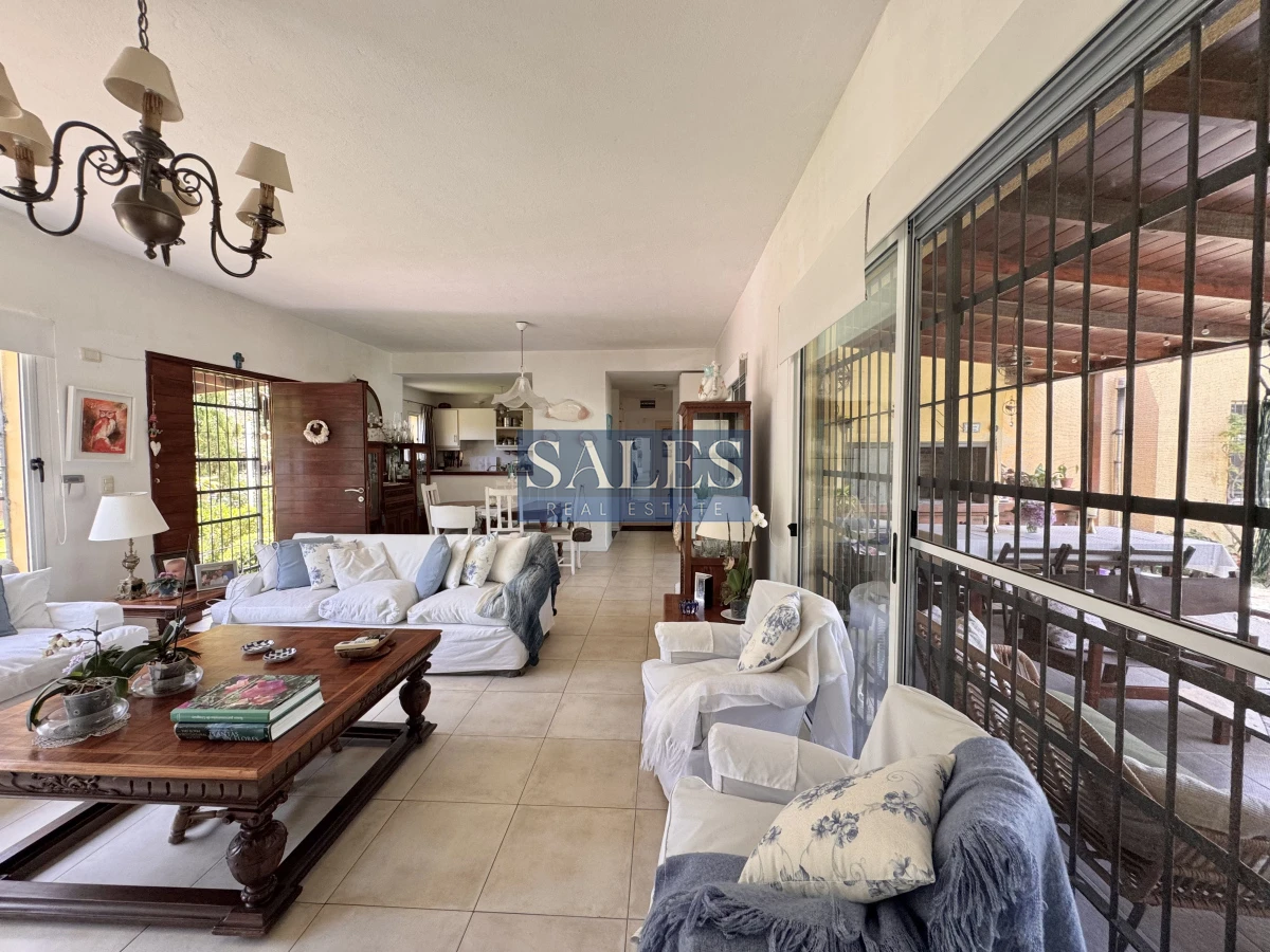 Casa ID.1029 - Casa en venta Rincón del Indio Punta del Este 4 dormitorios