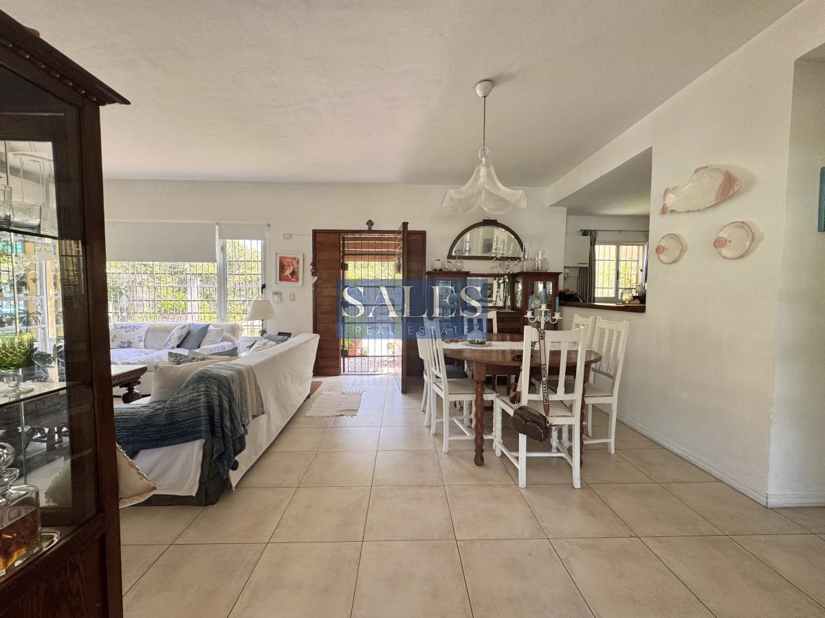 Casa ID.1029 - Casa en venta Rincón del Indio Punta del Este 4 dormitorios