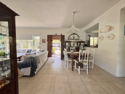 Casa en venta Rincón del Indio Punta del Este 4 dormitorios