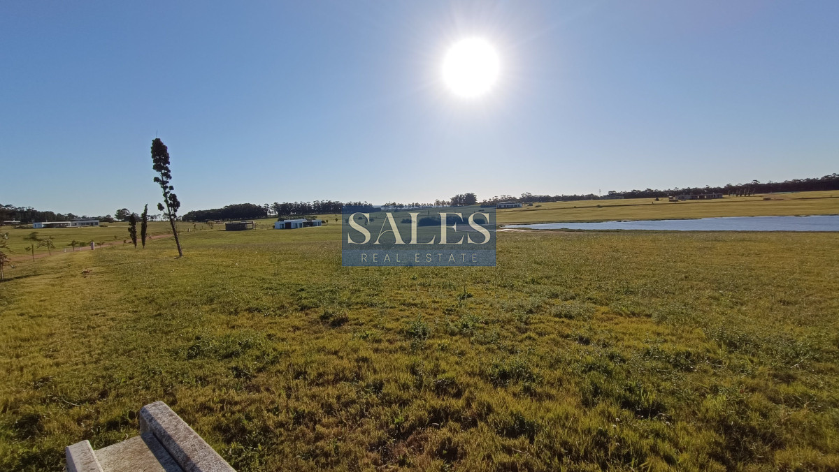 Terreno ID.1178 - Terreno en venta en Laguna de los Cisnes Barrio Privado Punta del Este