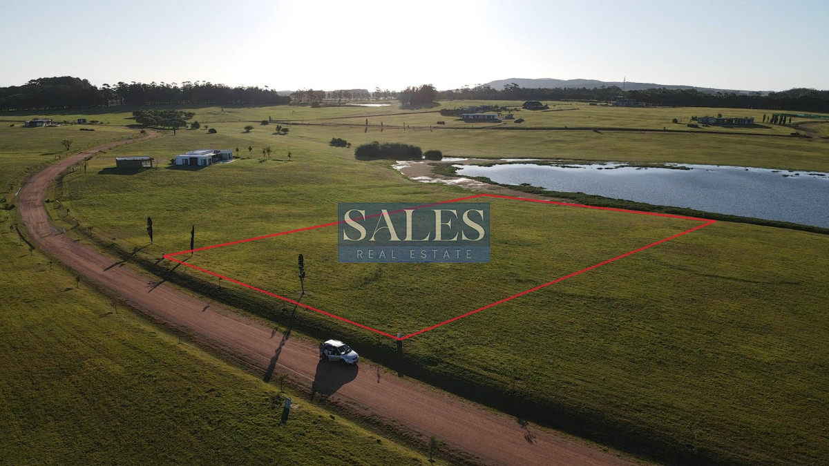 Terreno ID.1178 - Terreno en venta en Laguna de los Cisnes Barrio Privado Punta del Este