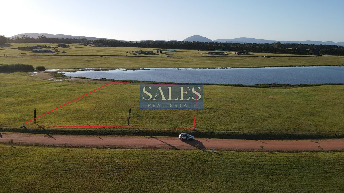 Terreno ID.1178 - Terreno en venta en Laguna de los Cisnes Barrio Privado Punta del Este