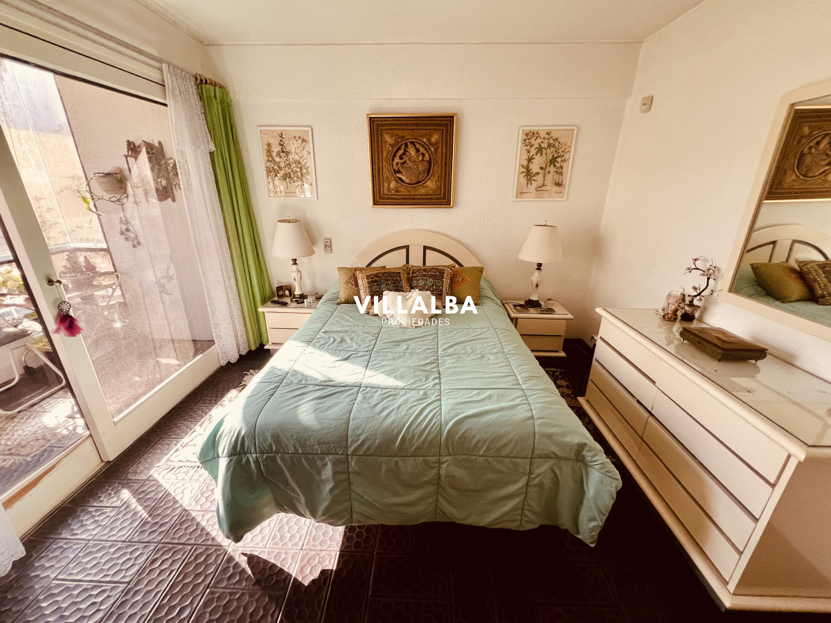 Apartamento ID.3819 - 2 Dorm. 3 Baños en Edifico Antibes