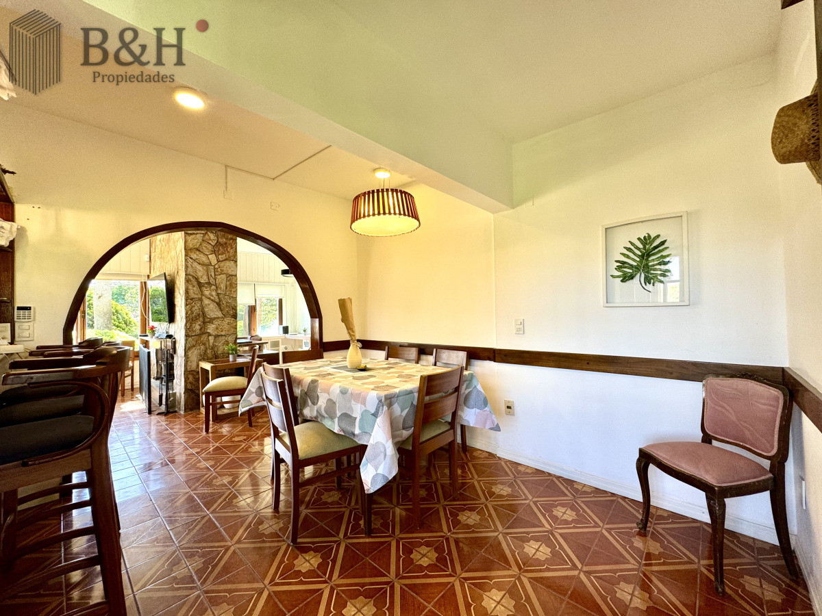 Casa ID.6015 - Chalet 4 dormitorios en alquiler temporal Punta del Este