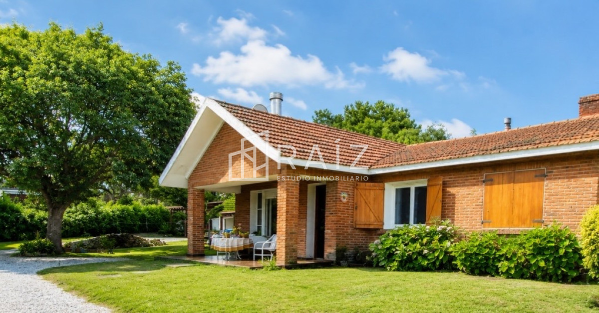 Casa ID.12325 - VENTA CASA 4 DORMITORIOS EN PLAYA MANSA
