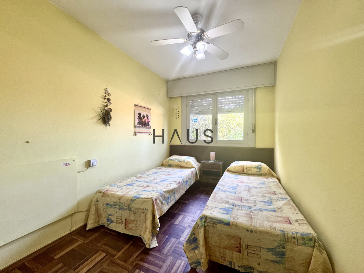 Apartamento ID.247 - Departamento 2 dormitorios en Playa Mansa. Alquiler de verano