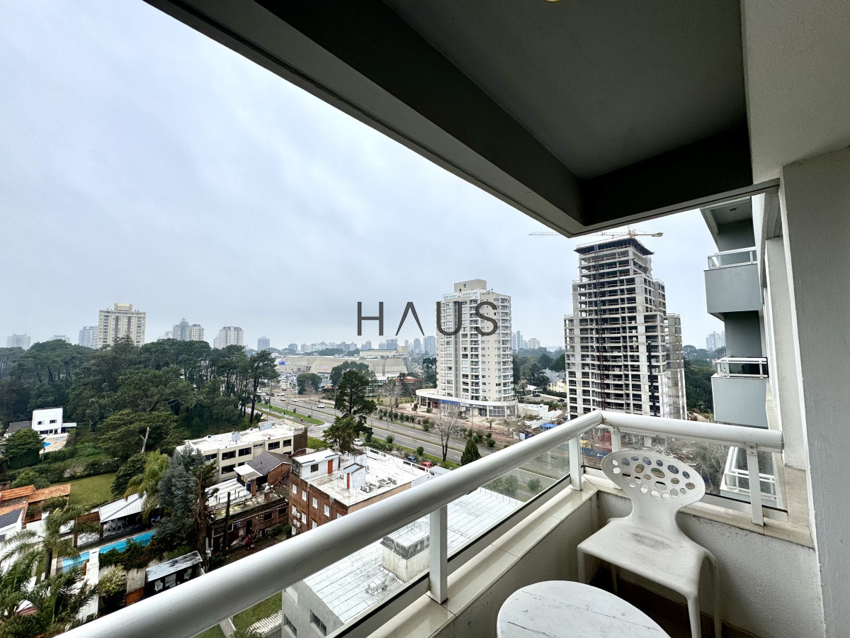 Apartamento ID.25 - Depto 1 dormitorio con balcón zona Shopping Punta del Este