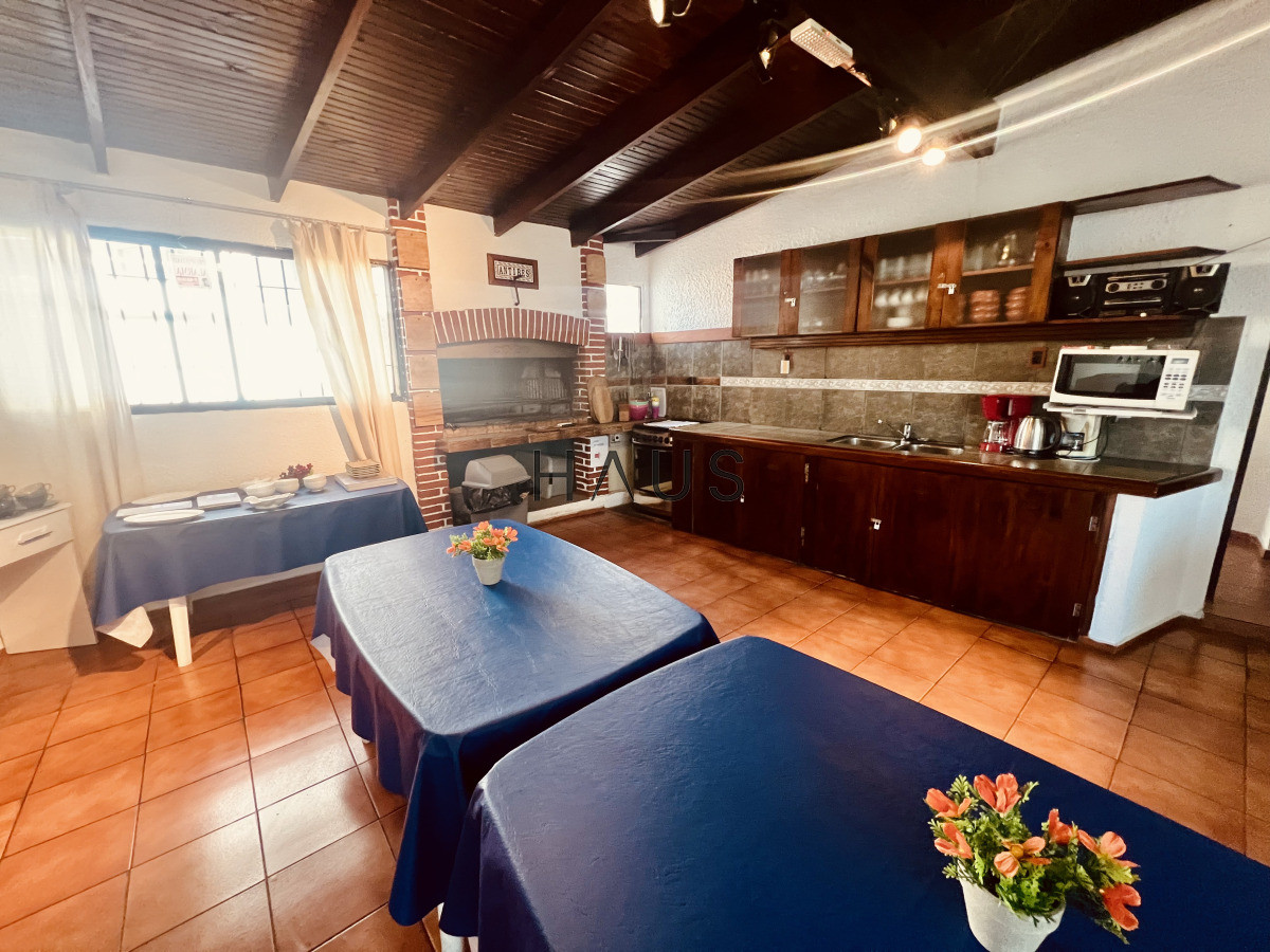 Apartamento ID.200 - 2 Dorm. 3 Baños en Edifico Antibes