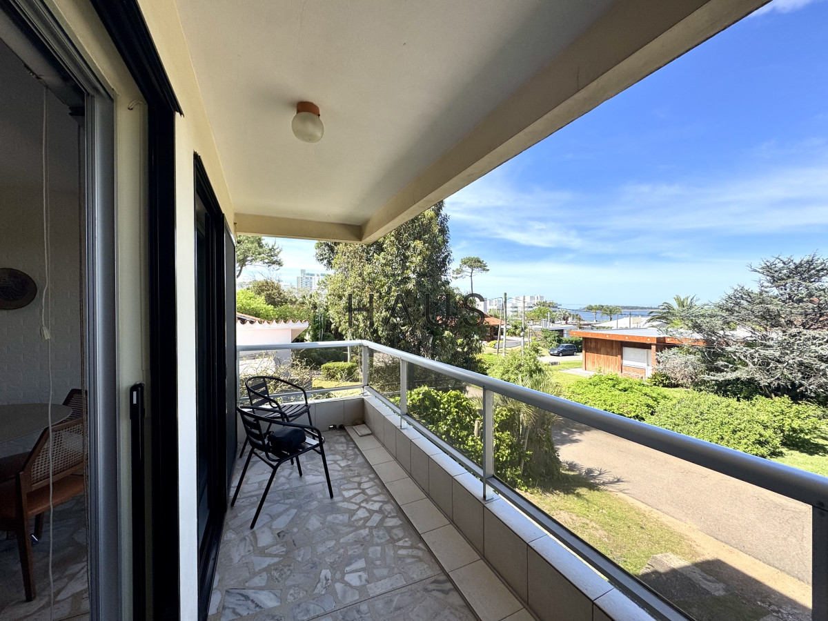 Apartamento ID.247 - Departamento 2 dormitorios en Playa Mansa. Alquiler de verano