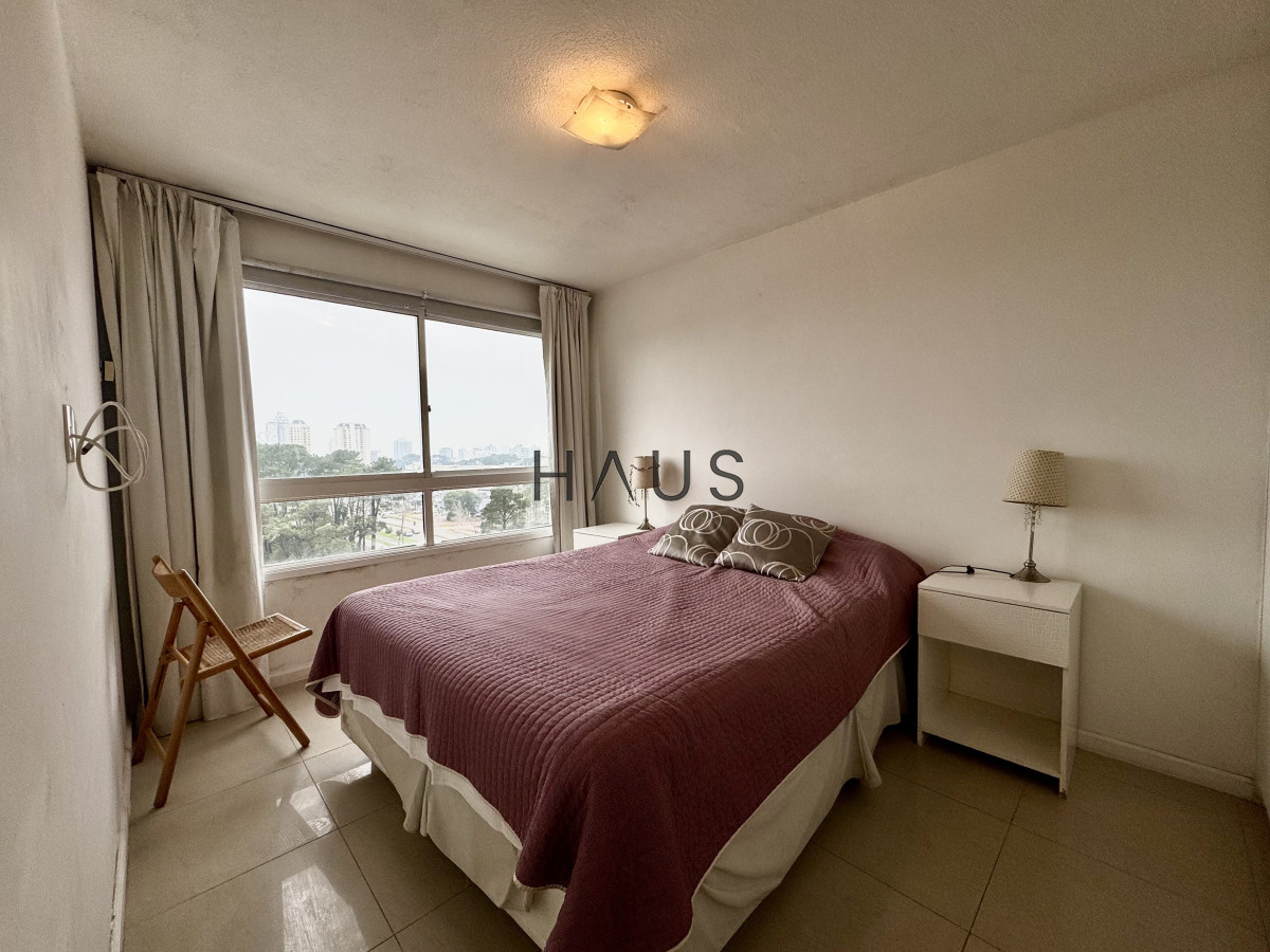 Apartamento ID.25 - Depto 1 dormitorio con balcón zona Shopping Punta del Este