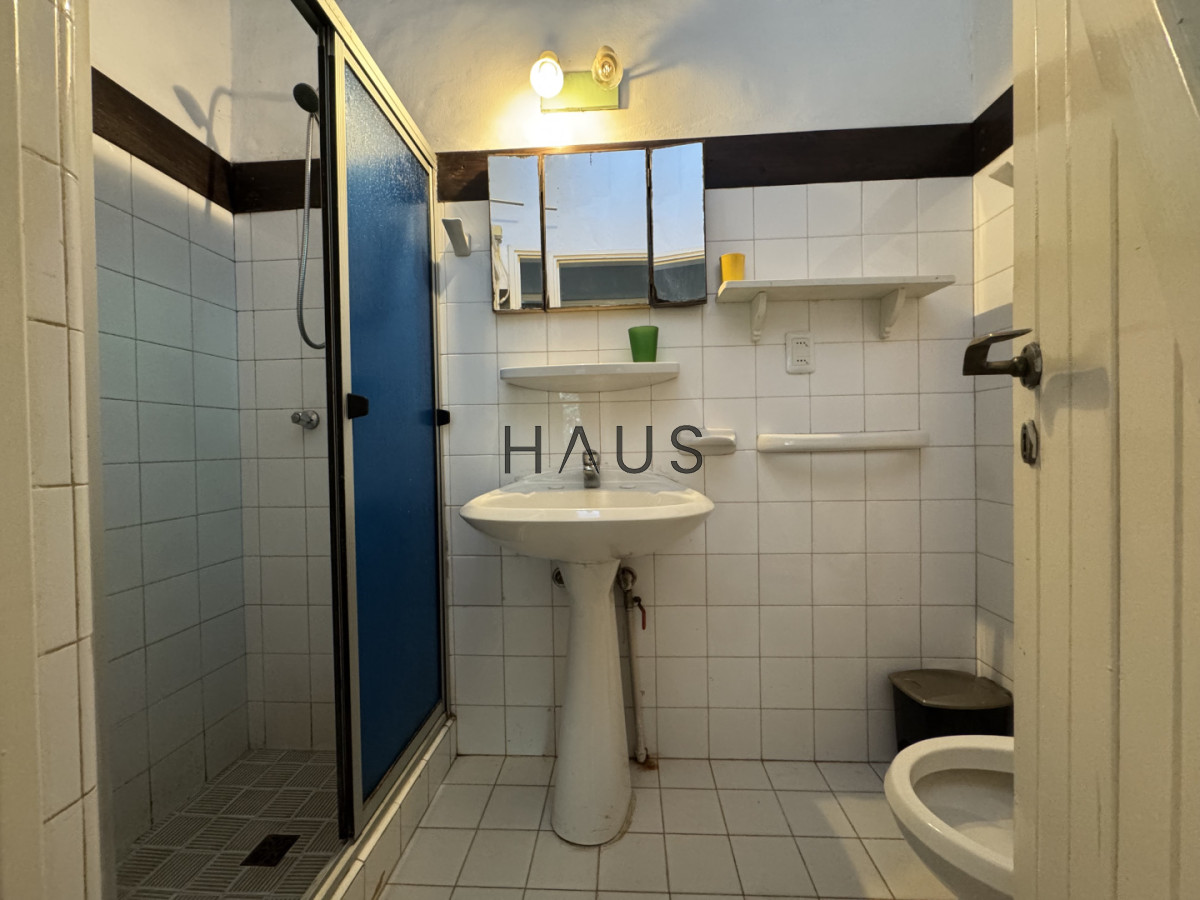 Casa ID.518 - ALQUILER TEMPORAL CASA EN LA BARRA, PUNTA DEL ESTE. CAPACIDAD 9 PERSONAS.