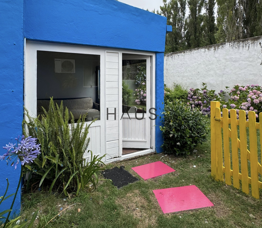 Casa ID.518 - ALQUILER TEMPORAL CASA EN LA BARRA, PUNTA DEL ESTE. CAPACIDAD 9 PERSONAS.