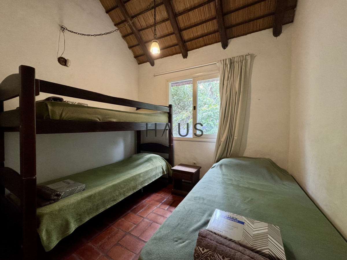 Casa ID.518 - ALQUILER TEMPORAL CASA EN LA BARRA, PUNTA DEL ESTE. CAPACIDAD 9 PERSONAS.